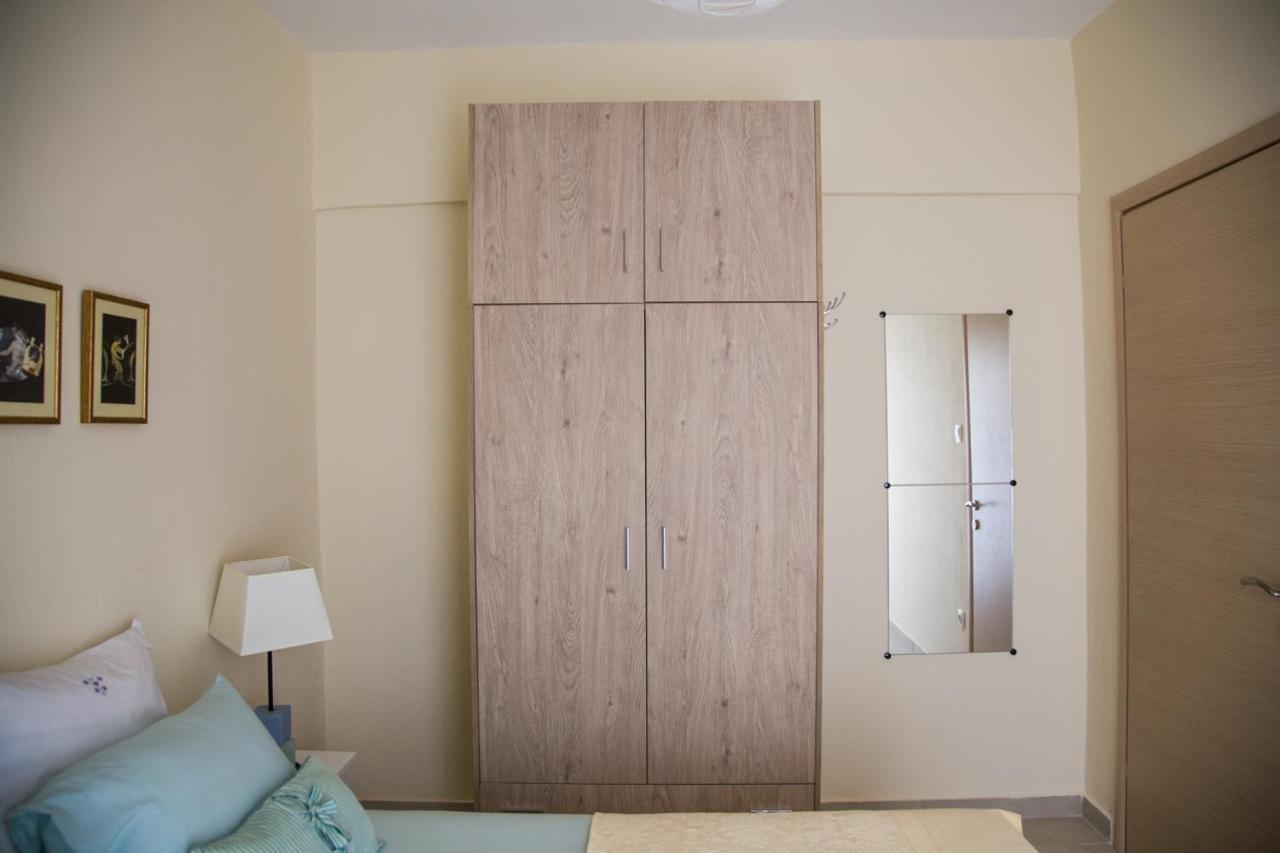 Blue Theros Apartments Paralia Dionysiou Exterior foto