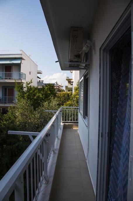Blue Theros Apartments Paralia Dionysiou Exterior foto